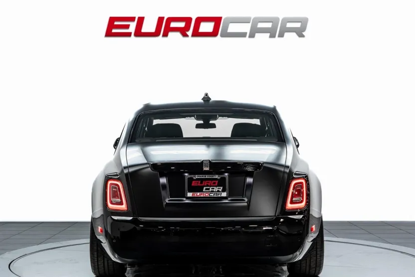 2024 Rolls Royce Phantom RR photo 1
