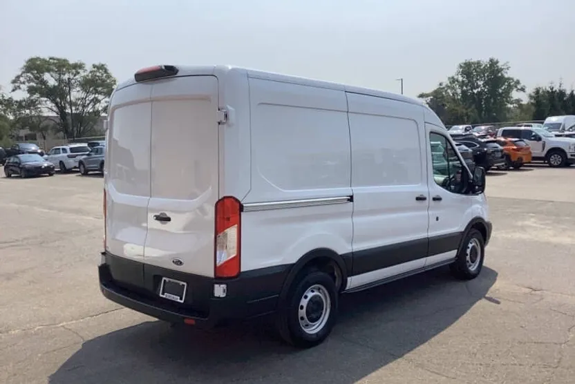 2019 Ford Transit Cargo Van photo 1