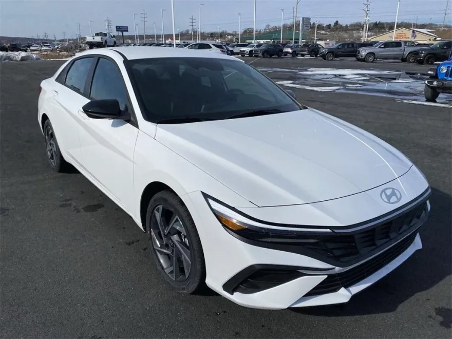 2025 Hyundai Elantra Hybrid SEL Sport photo 1