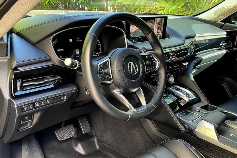 2023 Acura MDX SH-AWD Advance photo 1