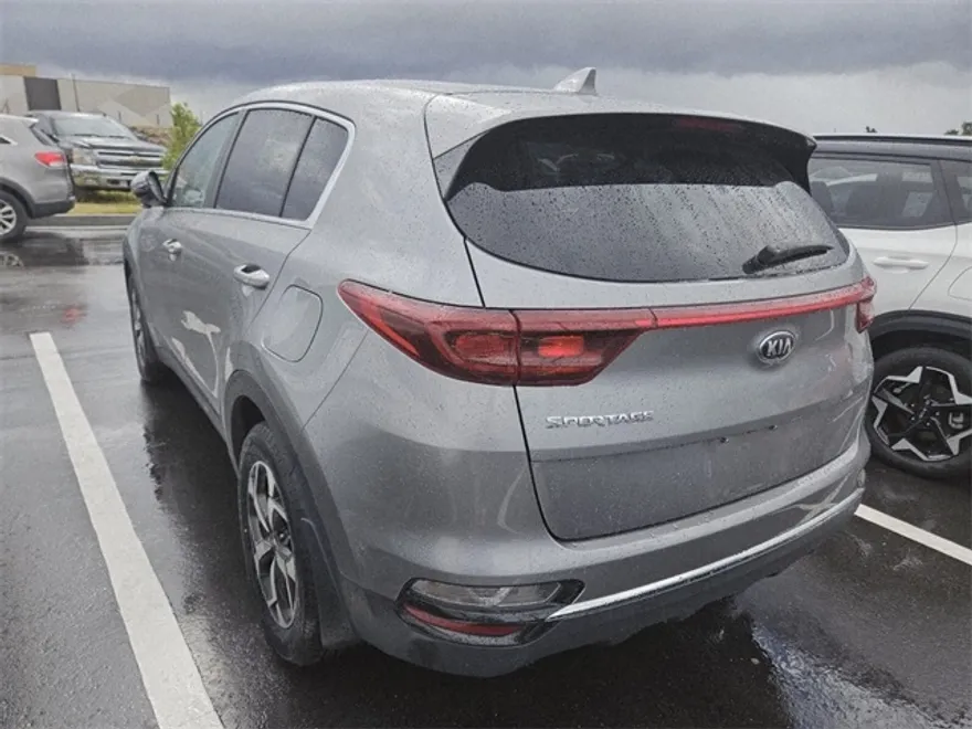 2021 Kia Sportage LX photo 1