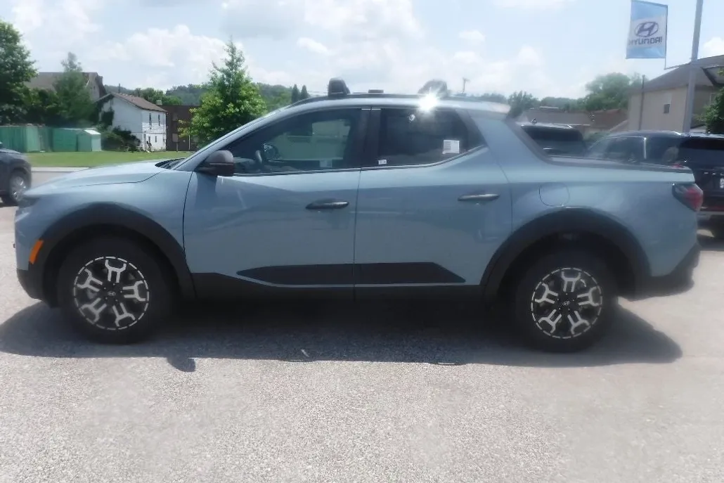 2025 Hyundai Santa Cruz XRT photo 1
