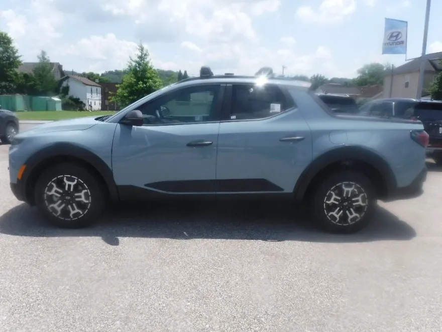 2025 Hyundai Santa Cruz XRT photo 1