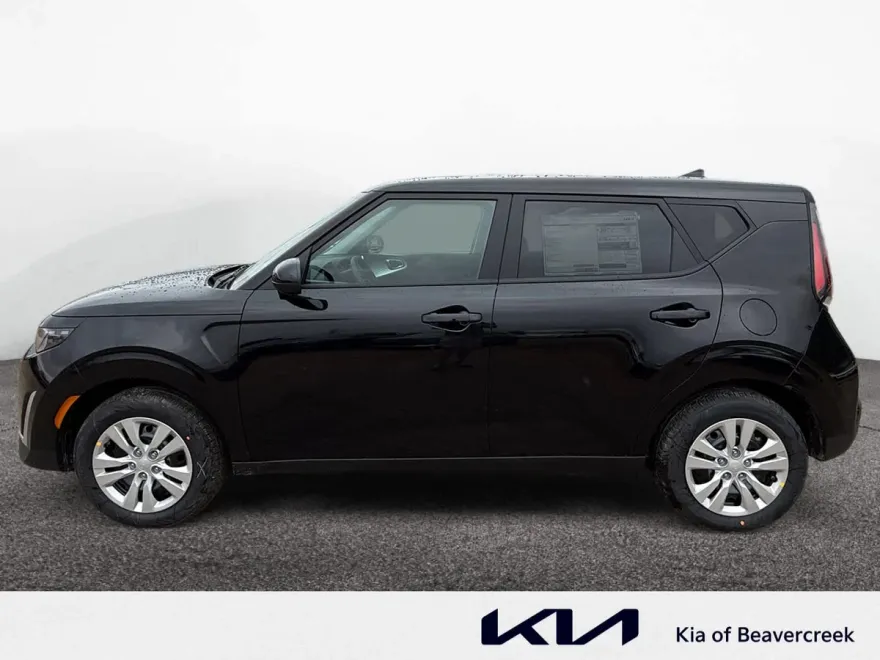 2025 Kia Soul LX photo 1