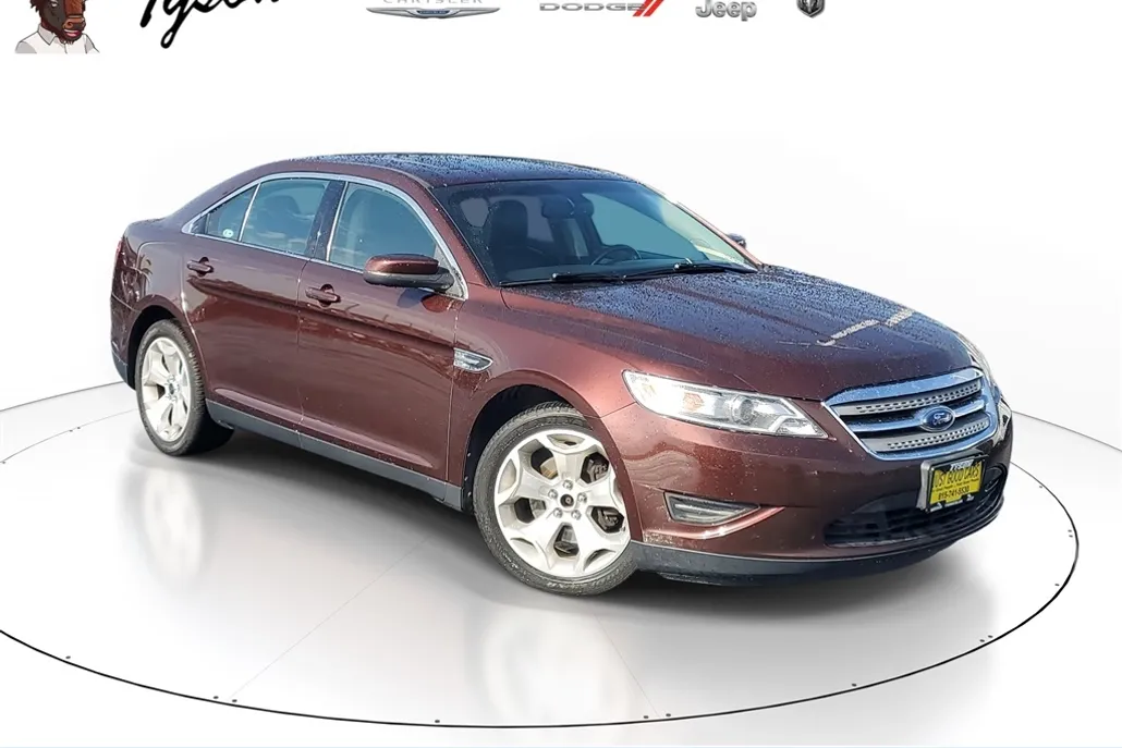 2010 Ford Taurus SEL photo 1