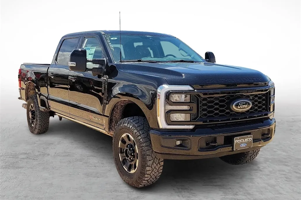 2025 Ford F-250 photo 1