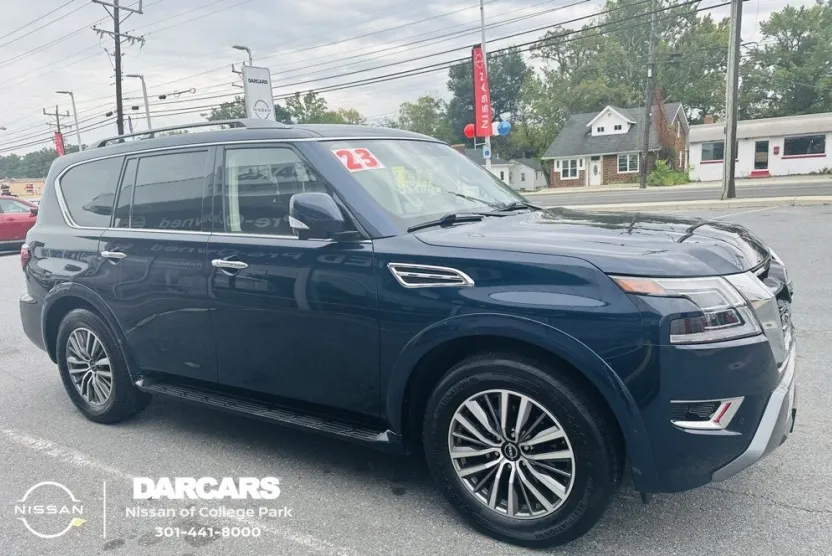 2023 Nissan Armada SL photo 1