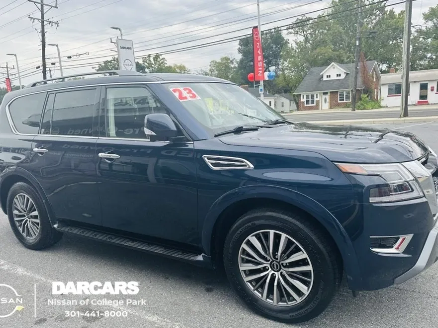 2023 Nissan Armada SL photo 1