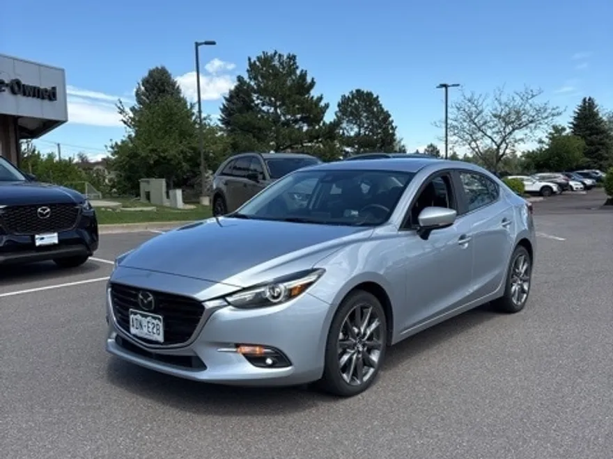2018 Mazda Mazda3 Grand Touring photo 1