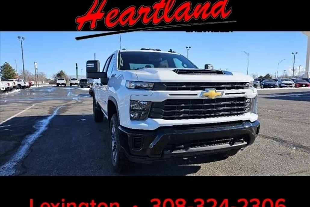 2024 Chevrolet Silverado 2500HD Custom photo 1