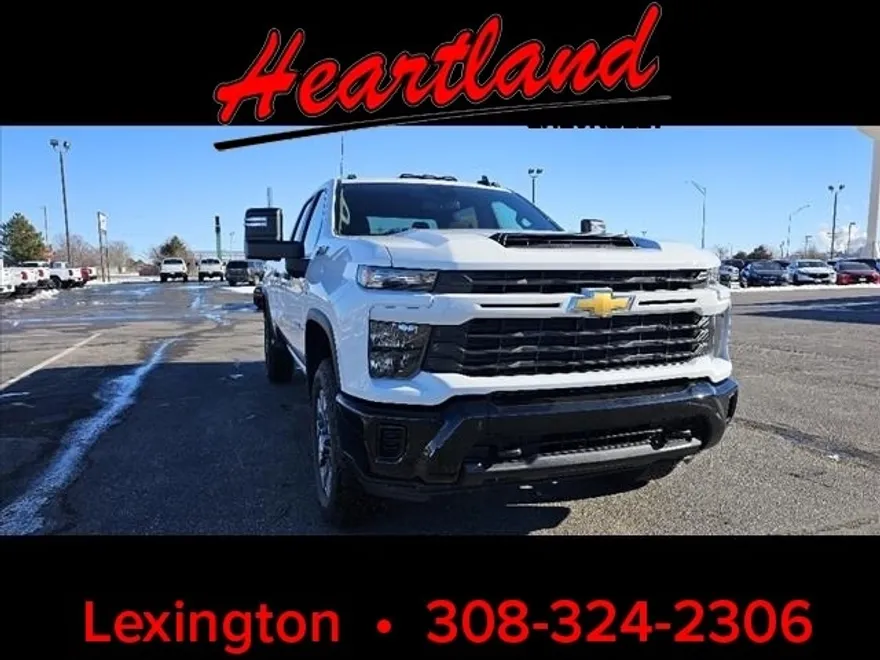 2024 Chevrolet Silverado 2500HD Custom photo 1