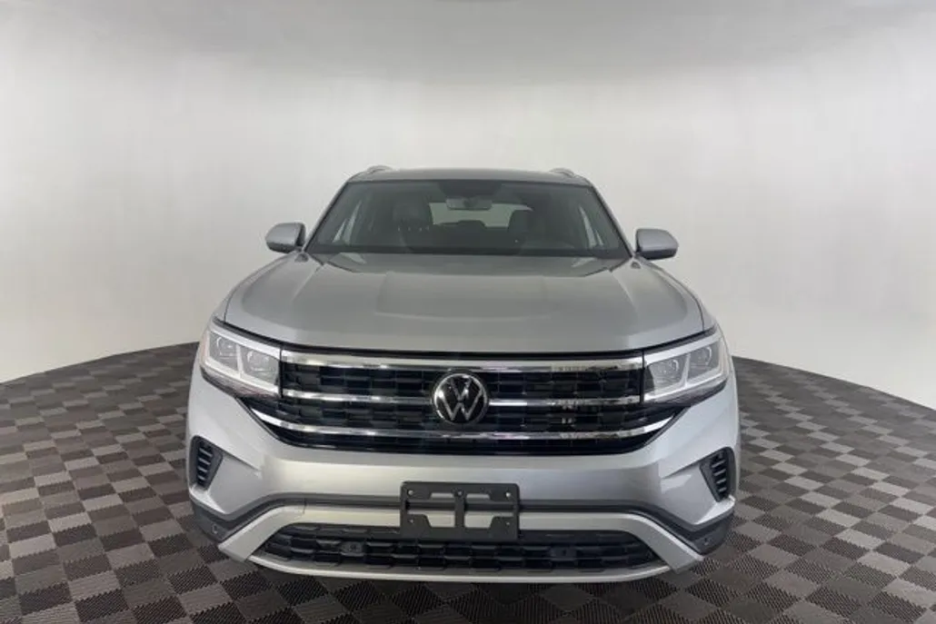 2023 Volkswagen Atlas Cross Sport V6 SE Technology photo 1