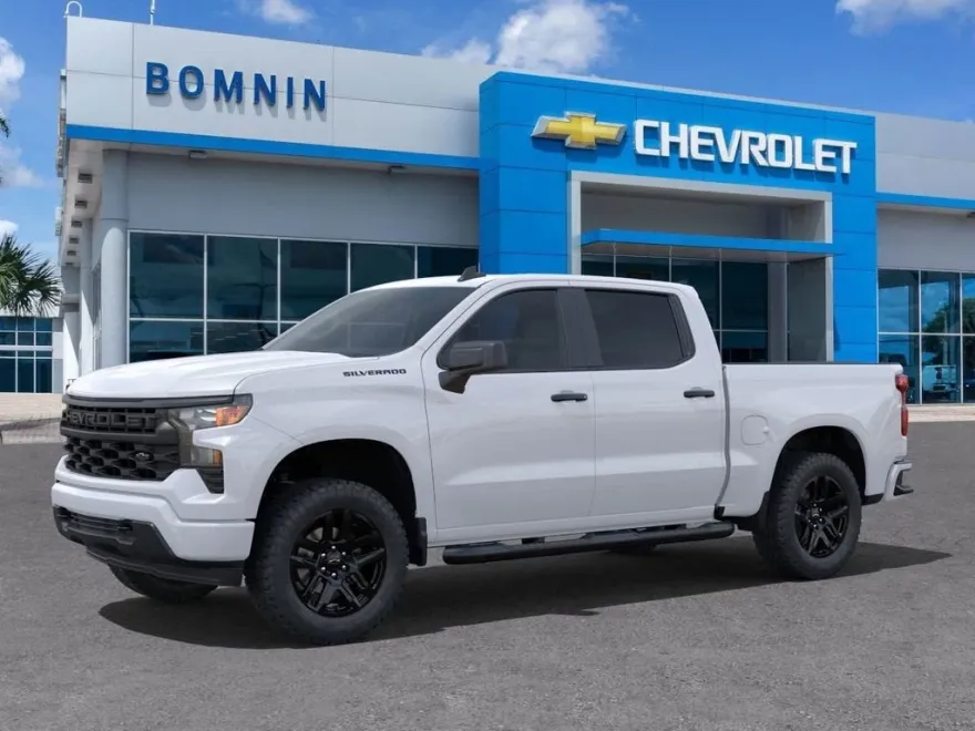 2025 Chevrolet Silverado 1500 Custom photo 1