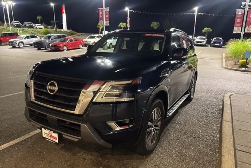 2021 Nissan Armada SL photo 1
