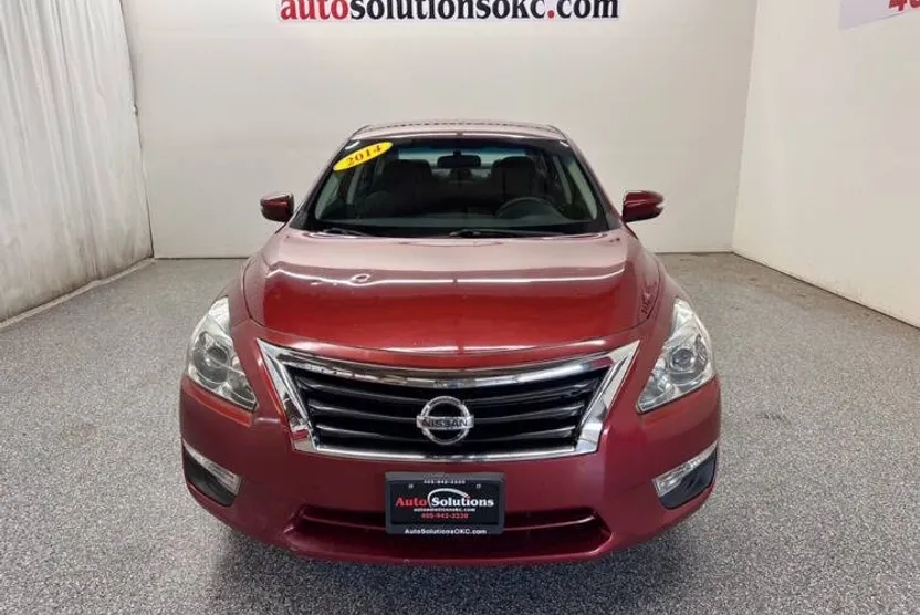 2014 Nissan Altima 2.5 S photo 1