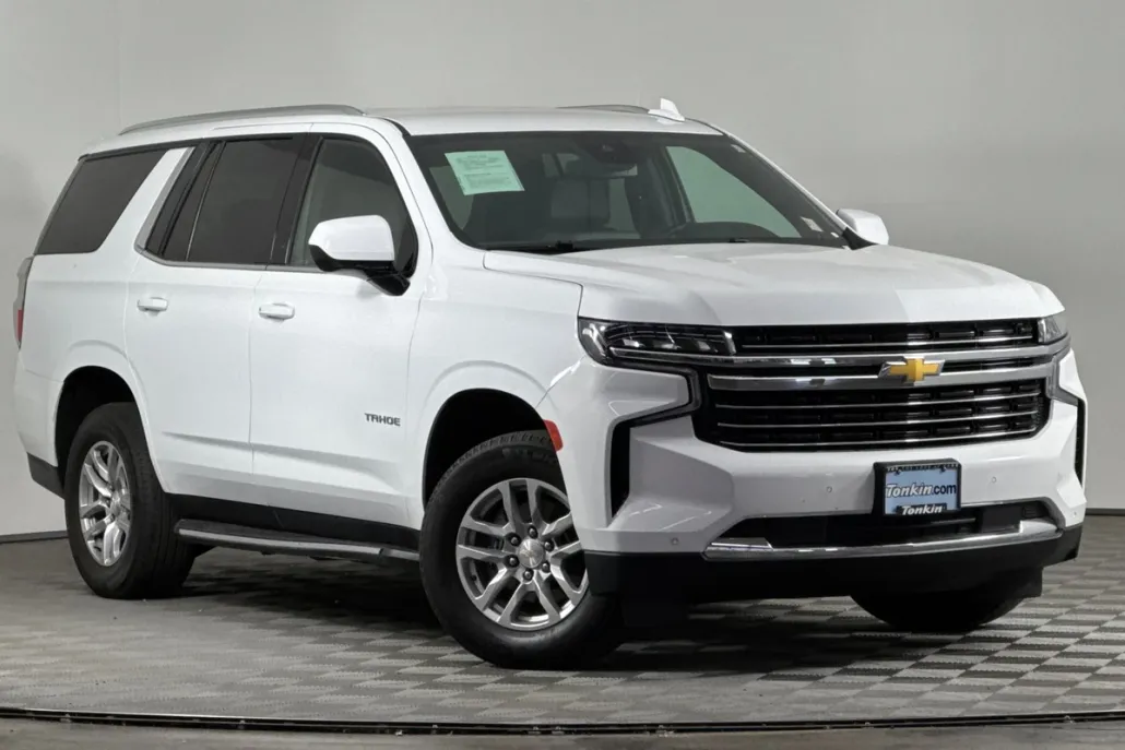 2023 Chevrolet Tahoe LT photo 1