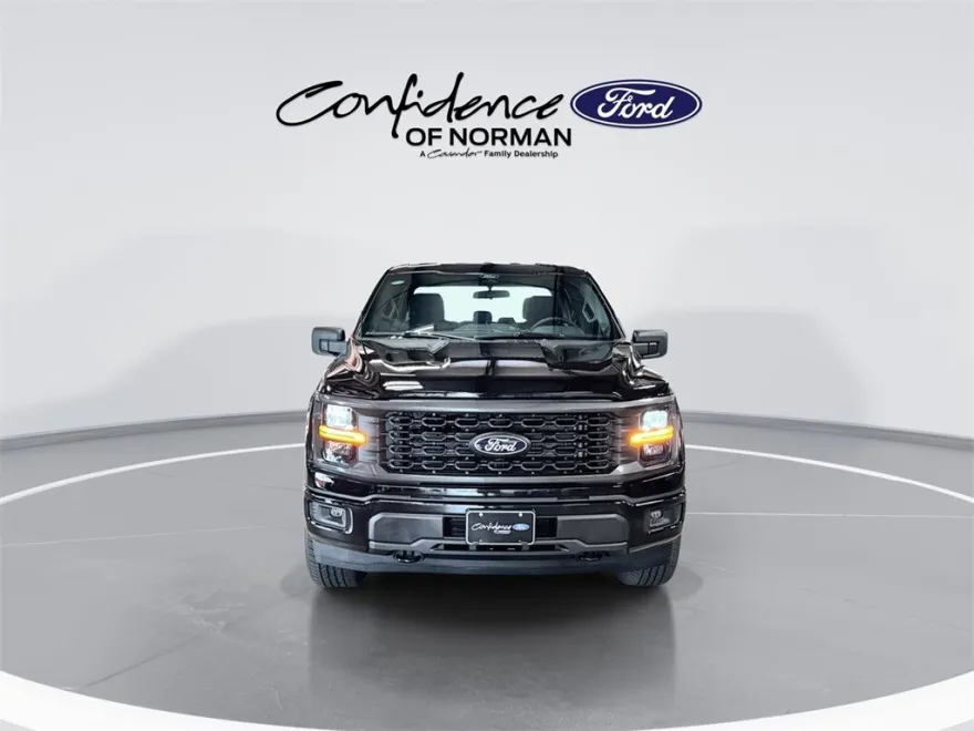 2025 Ford F-150 STX photo 1