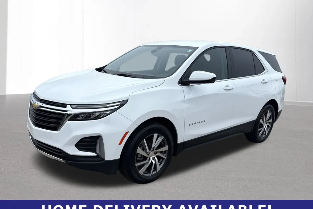 2024 Chevrolet Equinox LT photo 1