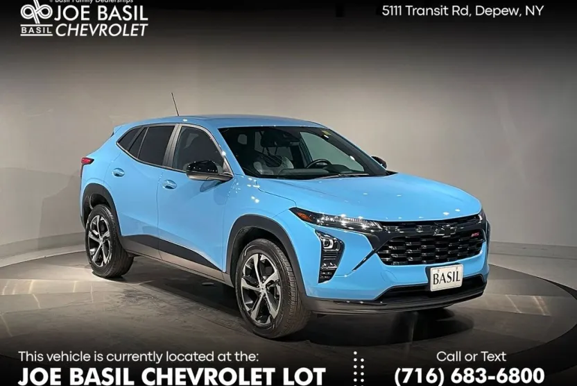 2024 Chevrolet Trax photo 1