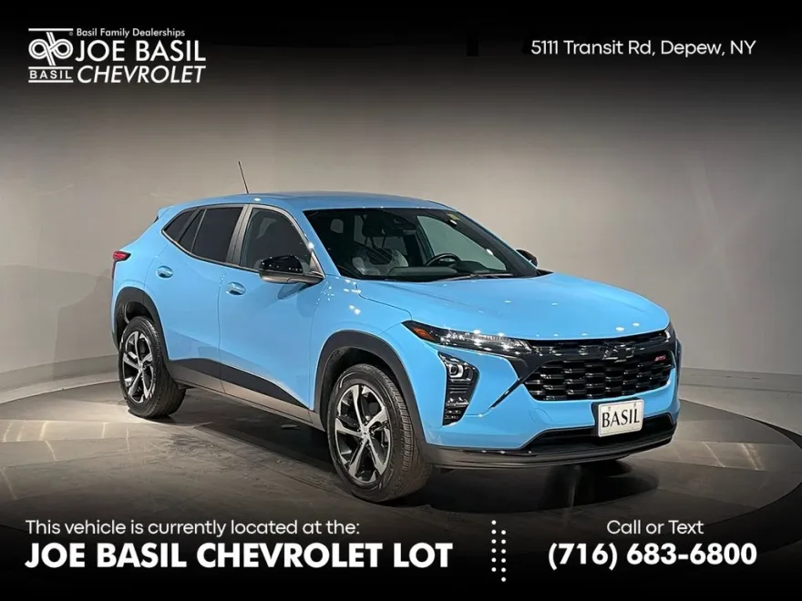 2024 Chevrolet Trax photo 1