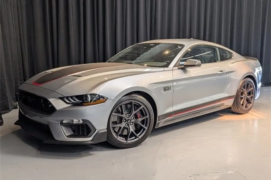 2022 Ford Mustang EcoBoost Premium photo 1