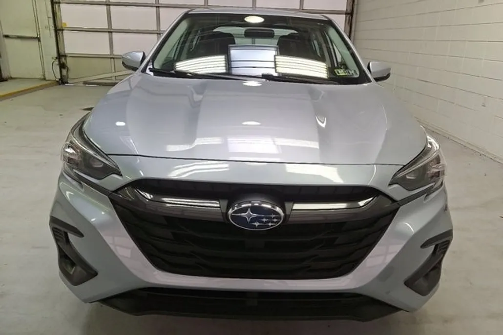 2023 Subaru Legacy Premium photo 1