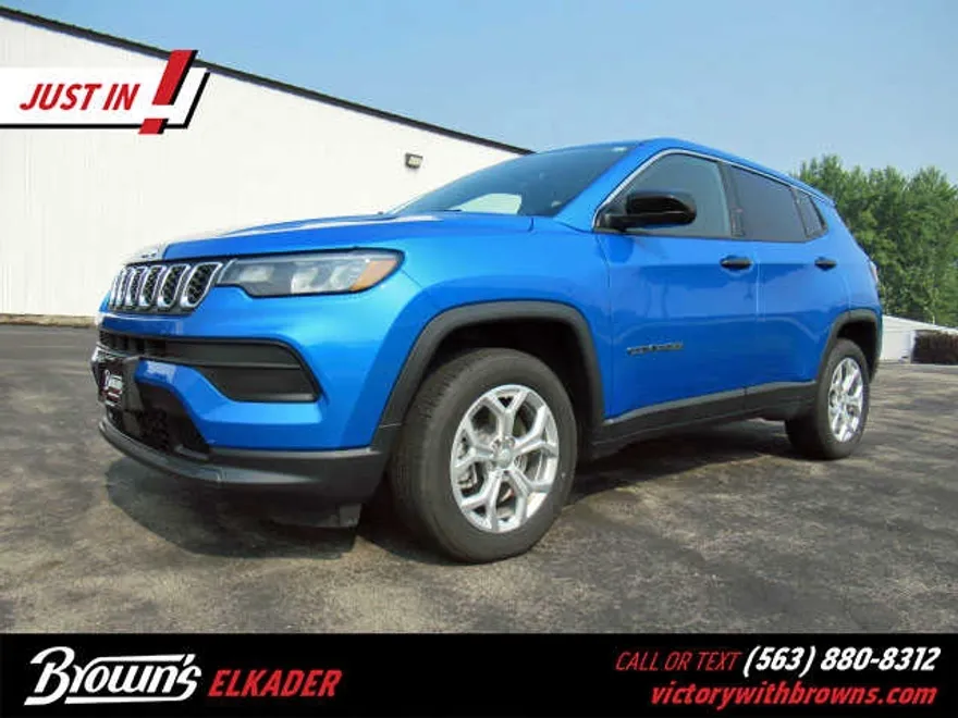 2024 Jeep Compass Sport photo 1