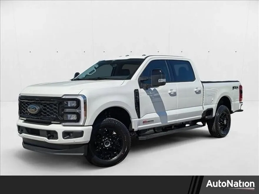 2025 Ford F-350 Lariat photo 1