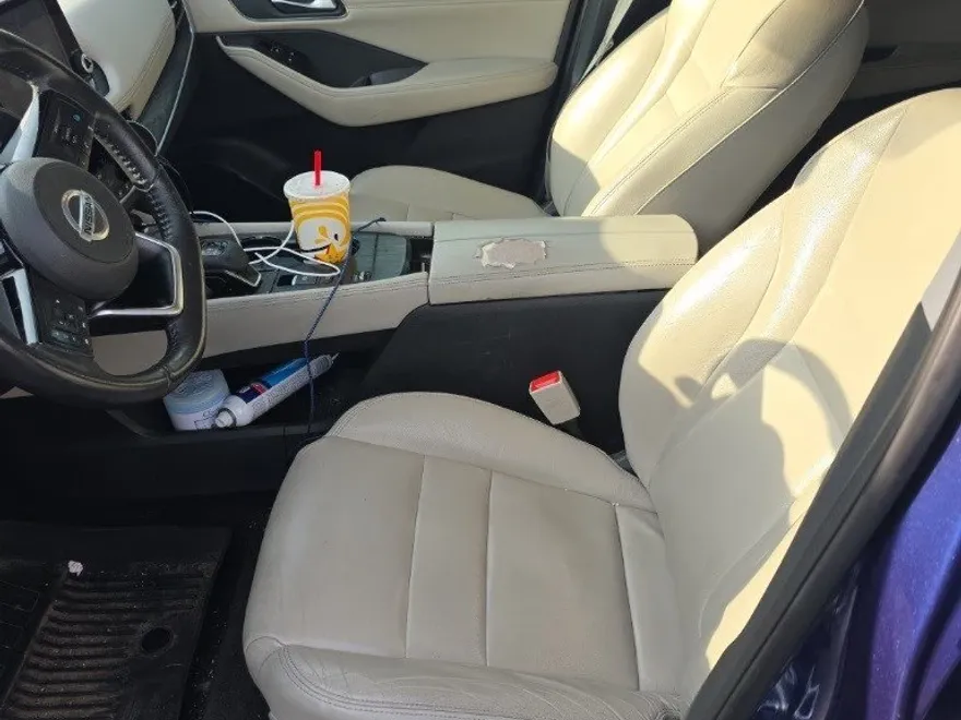 2021 Nissan Rogue SL photo 1