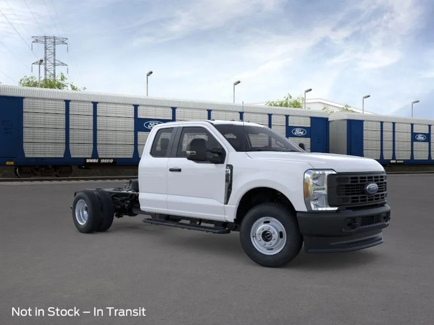 2026 Ford F-350 photo 1