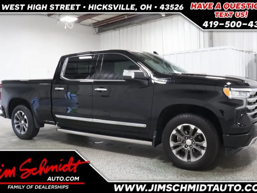 2023 Chevrolet Silverado 1500 High Country photo 1