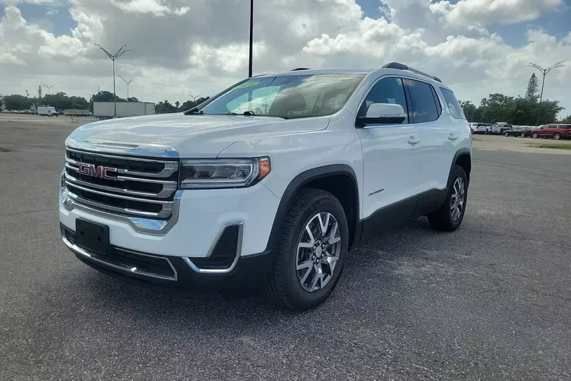 2020 Gmc Acadia SLE photo 1