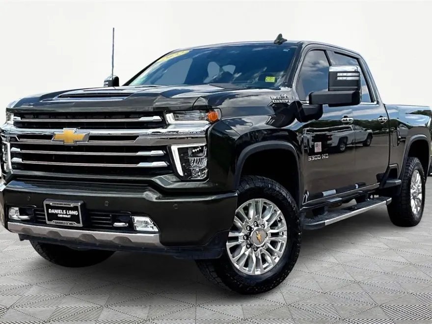 2022 Chevrolet Silverado 3500HD High Country photo 1
