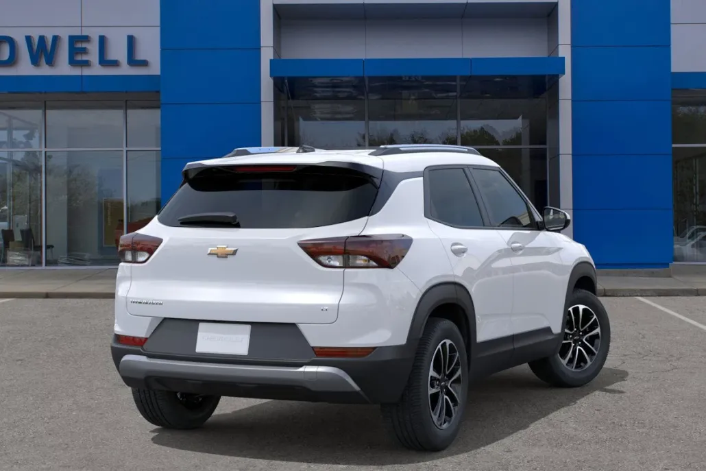 2026 Chevrolet Trailblazer LT photo 1