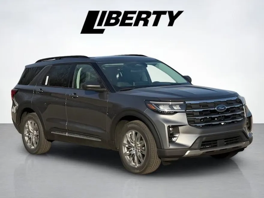 2025 Ford Explorer photo 1