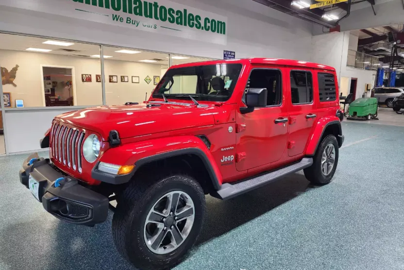 2020 Jeep Wrangler Unlimited Sahara photo 1