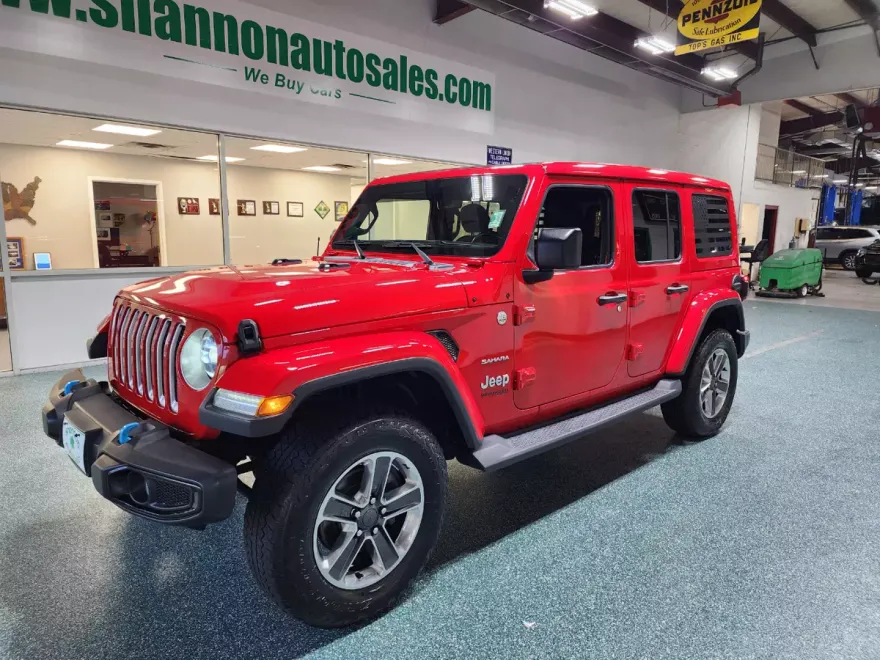 2020 Jeep Wrangler Unlimited Sahara photo 1