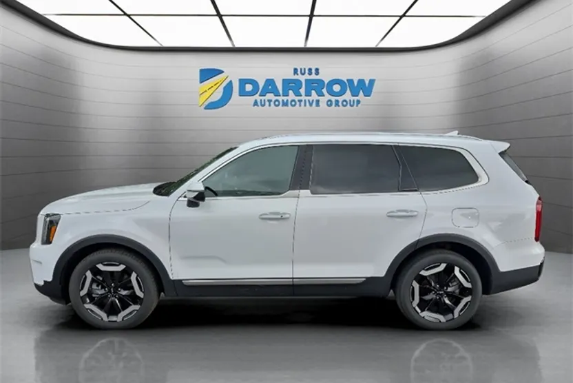 2024 Kia Telluride S photo 1