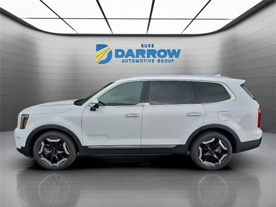 2024 Kia Telluride S photo 1
