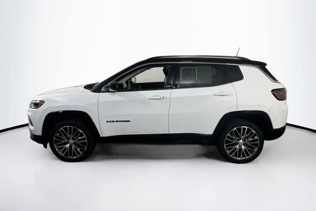2022 Jeep Compass Limited photo 1