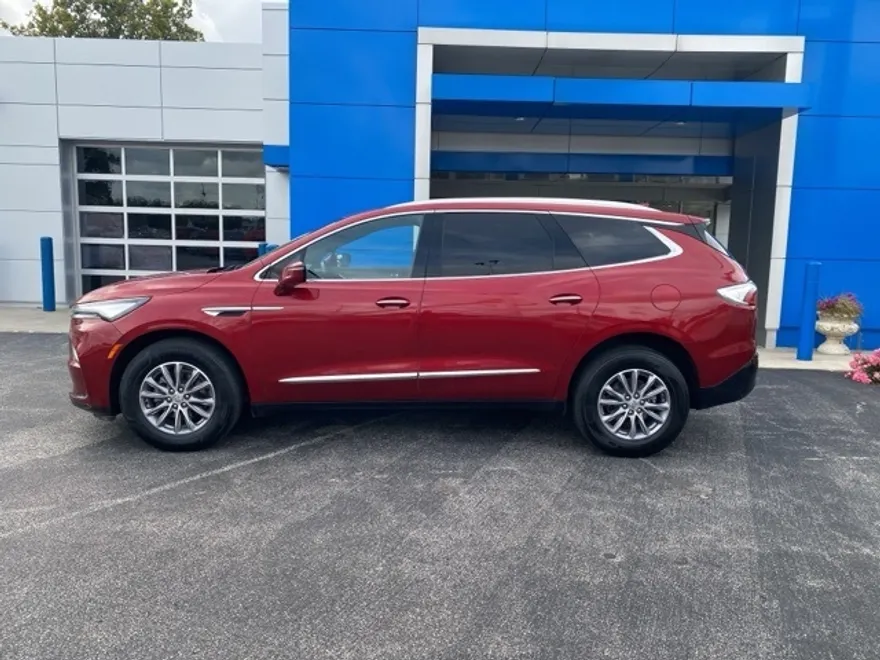 2024 Buick Enclave Premium photo 1