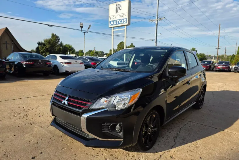 2024 Mitsubishi Mirage Black Edition photo 1