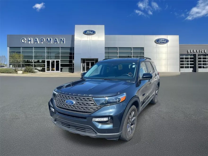 2022 Ford Explorer XLT photo 1