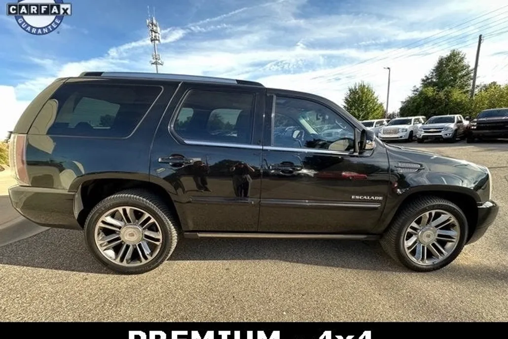2013 Cadillac Escalade Premium photo 1