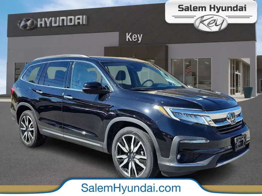 2022 Honda Pilot Touring photo 1