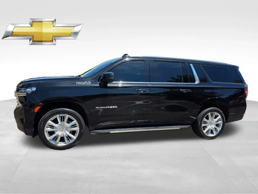 2022 Chevrolet Suburban High Country photo 1