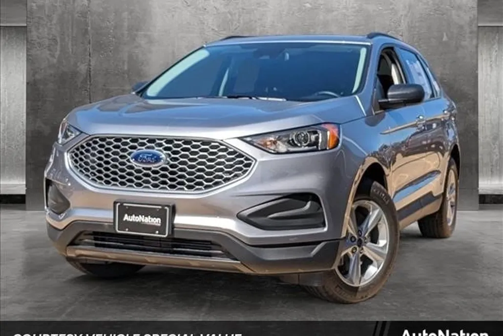 2024 Ford Edge SE photo 1