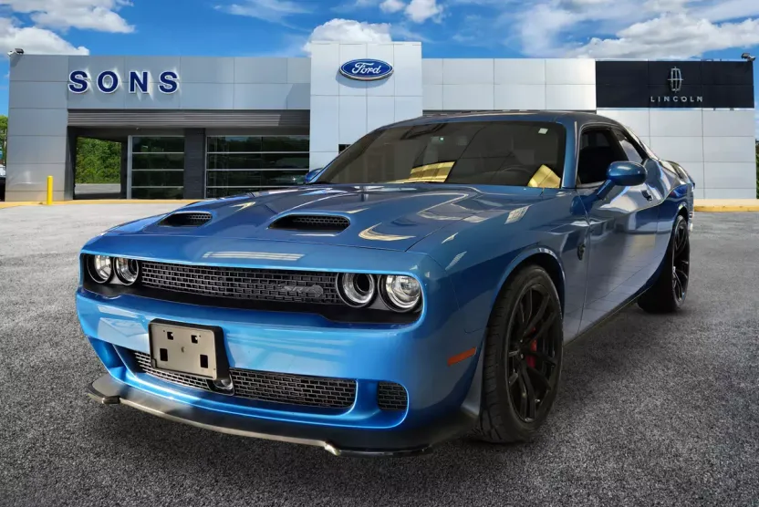 2023 Dodge Challenger SRT8 Hellcat photo 1