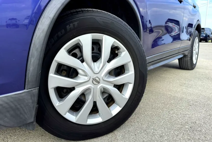 2018 Nissan Rogue S photo 1