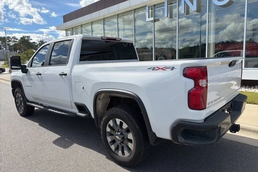 2024 Chevrolet Silverado 2500HD Custom photo 1